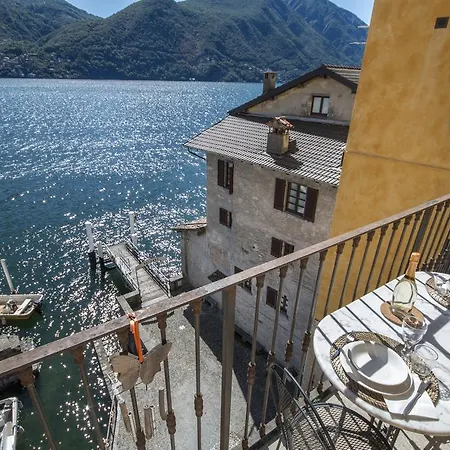 Apartament At The Pier Of - The House Of Travelers Brienno