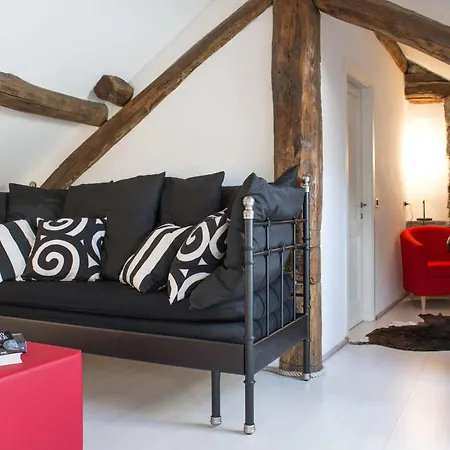 Apartment At The Pier Of - The House Of Travelers Brienno